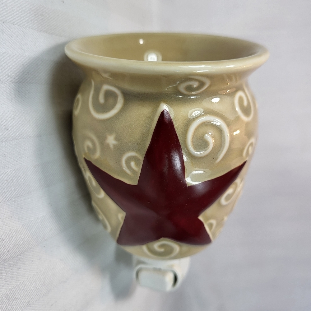Scentsy Rustic Star NIGHTLIGHT Mini Wax Warmer Wall Plug In - Picture 14 of 15